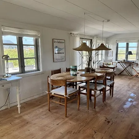 Ovine - 200m From The Sea By Interhome *